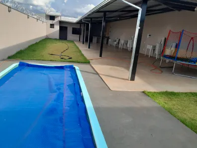Loja / Salão / Ponto Comercial com 1 Quarto à venda, 170m² no Mansour III, Uberlândia