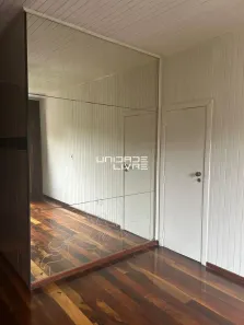 Casa de Condomínio com 3 Quartos para alugar, 180m² no Cidade Parquelandia, Mogi das Cruzes