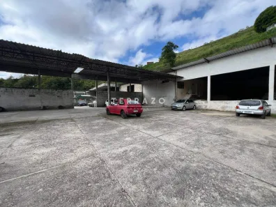 Galpão / Depósito / Armazém para alugar, 200m² no São Pedro, Teresópolis