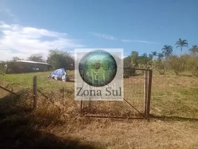 Fazenda / Sítio / Chácara com 2 Quartos à venda, 100m² no Carafá, Votorantim