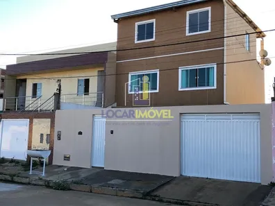 Sobrado com 3 Quartos à venda, 280m² no Felícia, Vitória da Conquista