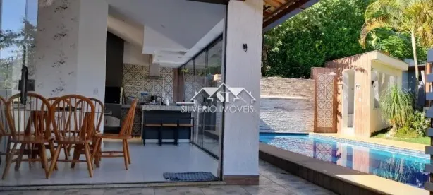 Casa de Condomínio com 4 Quartos à venda, 250m² no Moura Brasil, Três Rios