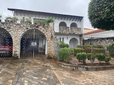 Sobrado com 4 Quartos à venda, 180m² no Parque Industrial, São José do Rio Preto