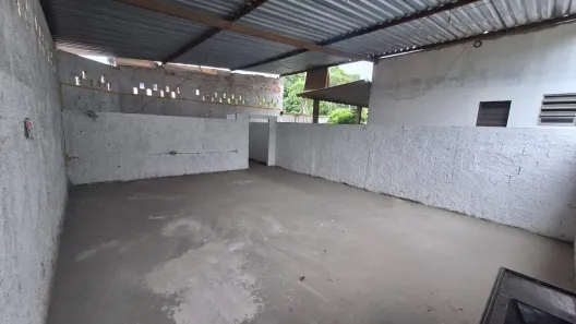 Galpão / Depósito / Armazém para alugar, 80m² no Lagoinha, São Gonçalo