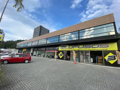 Conjunto Comercial / Sala para alugar, 53m² no Do Salto, Blumenau