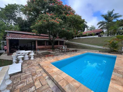 Fazenda / Sítio / Chácara com 3 Quartos à venda, 2000m² no , Mairinque