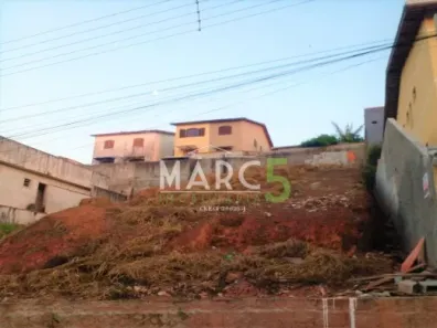 Terreno / Lote / Condomínio à venda, 250m² no Arujá Center Ville, Arujá
