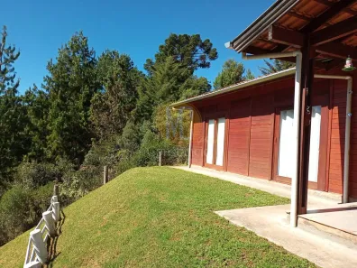 Casa de Condomínio com 3 Quartos à venda, 1327m² no , Campos do Jordão