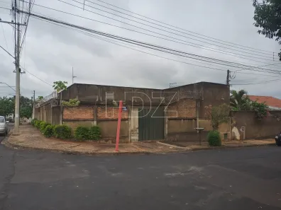 Conjunto Comercial / Sala com 3 Quartos à venda, 121m² no Doutor Tancredo de Almeida Neves, Araraquara