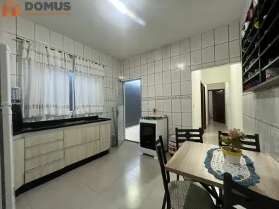 Casa com 2 Quartos à venda, 97m² no Parque João de Vasconcelos, Sumaré