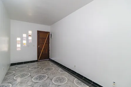 Casa com 2 Quartos para alugar, 100m² no Cruzeiro, São José dos Pinhais