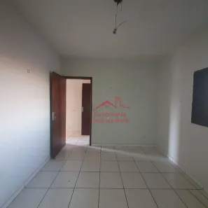 Casa com 3 Quartos para alugar, 80m² no Jardim Riviera, Cambé