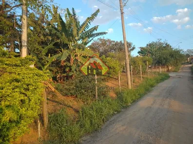 Fazenda / Sítio / Chácara com 2 Quartos à venda, 130m² no Área Rural de Taubaté, Taubaté