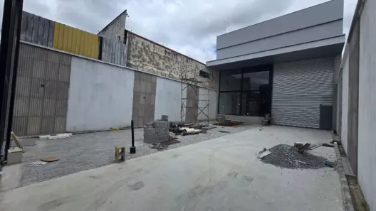 Casa Comercial para alugar, 460m² no Vila Figueira, Suzano