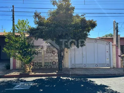 Casa de Condomínio com 3 Quartos para venda ou aluguel, 172m² no Residencial Parati, São Carlos