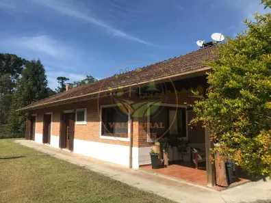 Fazenda / Sítio / Chácara com 3 Quartos à venda, 14m² no Centro, São Lourenço da Serra