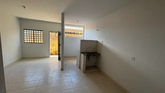 Kitnet com 2 Quartos para alugar, 55m² no Vila Regina, Goiânia