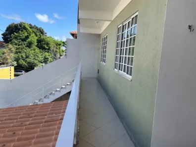 Sobrado com 2 Quartos à venda, 250m² no Itapuã, Salvador