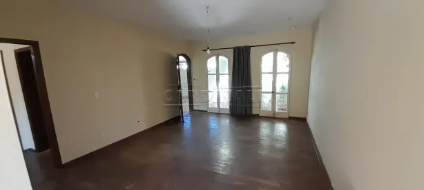 Casa com 3 Quartos para alugar, 209m² no Jardim Macarenco, São Carlos