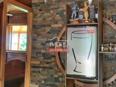 Fazenda / Sítio / Chácara com 3 Quartos à venda, 234m² no , Nerópolis