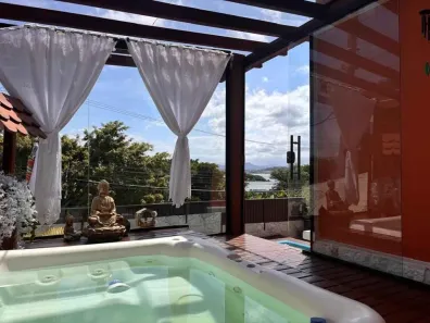Casa de Condomínio com 3 Quartos à venda, 250m² no Praia Grande, Arraial do Cabo