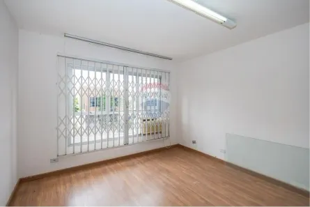 Prédio Inteiro à venda, 490m² no Rebouças, Curitiba