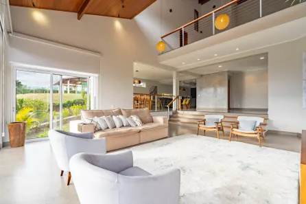 Casa de Condomínio com 3 Quartos à venda, 254m² no Nogueira, Petrópolis