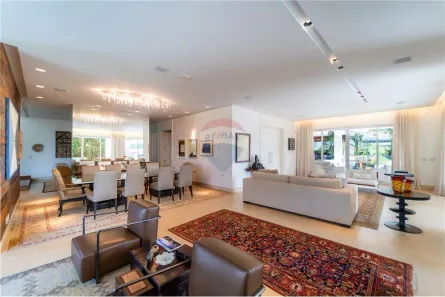 Casa com 4 Quartos à venda, 1000m² no Setor de Habitações Individuais Sul, Brasília