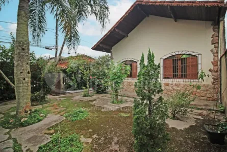 Casa com 3 Quartos à venda, 198m² no Estância Balneária Maria Helena Novaes, Peruíbe
