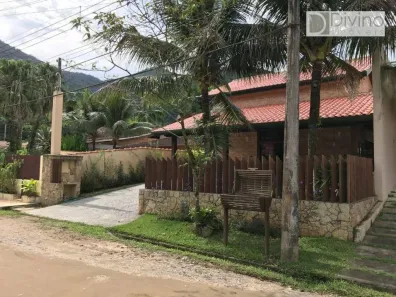 Casa de Condomínio com 3 Quartos para alugar, 215m² no , Ubatuba
