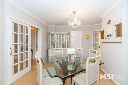 Apartamento com 3 Quartos para alugar, 149m² no Centro, Curitiba