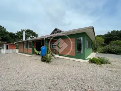 Fazenda / Sítio / Chácara com 3 Quartos à venda, 180m² no , Quatro Barras