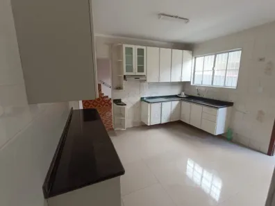 Sobrado com 2 Quartos à venda, 80m² no Jardim Santo André, Santo André