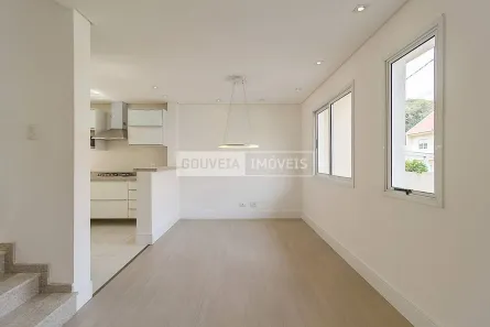 Sobrado com 3 Quartos à venda, 125m² no Barreirinha, Curitiba