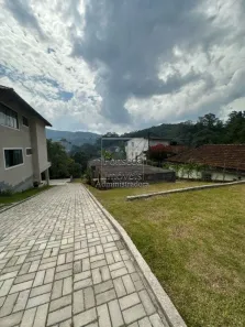Terreno / Lote / Condomínio à venda, 550m² no Castelanea, Petrópolis