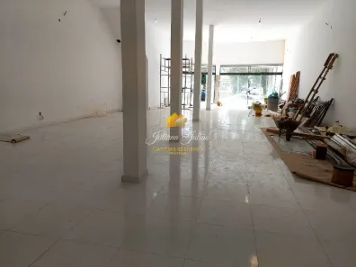 Loja / Salão / Ponto Comercial para venda ou aluguel, 240m² no Costazul, Rio das Ostras