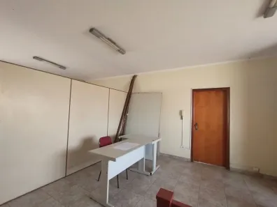 Conjunto Comercial / Sala para alugar, 50m² no Vila José Kalil Aun, Cosmópolis