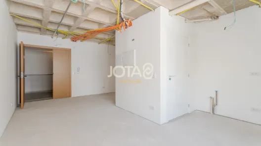 Conjunto Comercial / Sala para alugar, 22m² no Centro, Curitiba