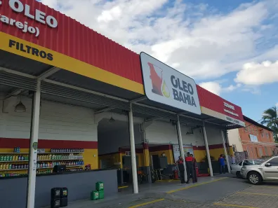 Conjunto Comercial / Sala com 4 Quartos para alugar, 90m² no Centro, Lauro de Freitas