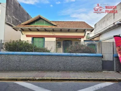 Casa Comercial com 4 Quartos à venda, 155m² no Centro, Guaratinguetá