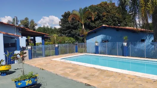 Fazenda / Sítio / Chácara com 3 Quartos para alugar, 2000m² no Bosque dos Eucaliptos, Araçoiaba da Serra
