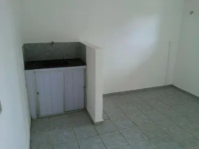 Kitnet com 1 Quarto para alugar, 35m² no Planalto, Natal