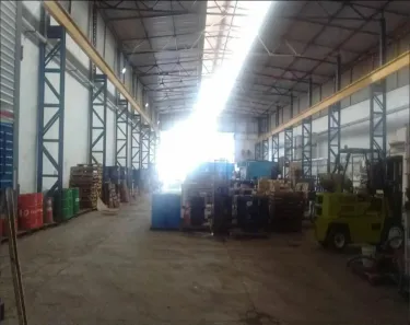 Galpão / Depósito / Armazém para venda ou aluguel, 3000m² no Siderlândia, Volta Redonda