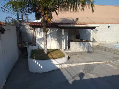 Casa com 3 Quartos à venda, 180m² no Santa Mônica, Guarapari