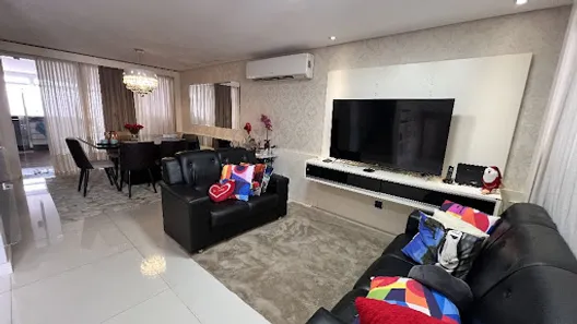 Sobrado com 3 Quartos à venda, 187m² no Maracanã, Foz do Iguaçu