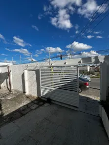 Casa com 4 Quartos para alugar, 180m² no São José, Campina Grande