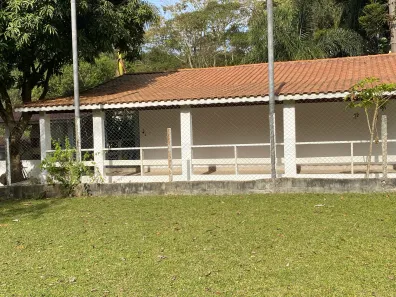Fazenda / Sítio / Chácara com 2 Quartos à venda, 1162m² no , Igaratá