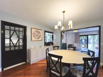 Sobrado com 3 Quartos à venda, 200m² no Granja das Acácias, Quatro Barras