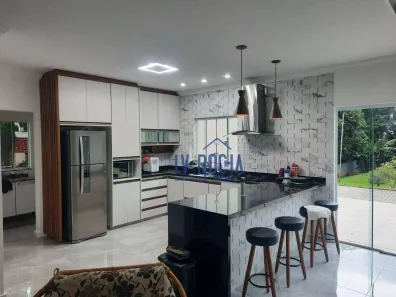 Sobrado com 4 Quartos à venda, 240m² no , Embu-Guaçu