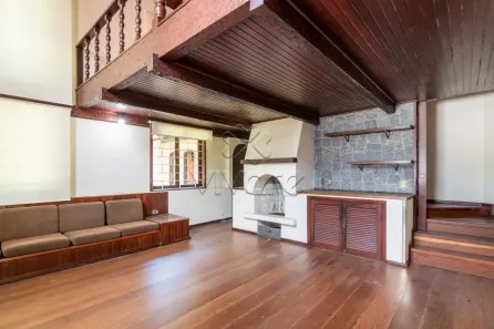Casa Comercial para alugar, 400m² no Campina do Siqueira, Curitiba